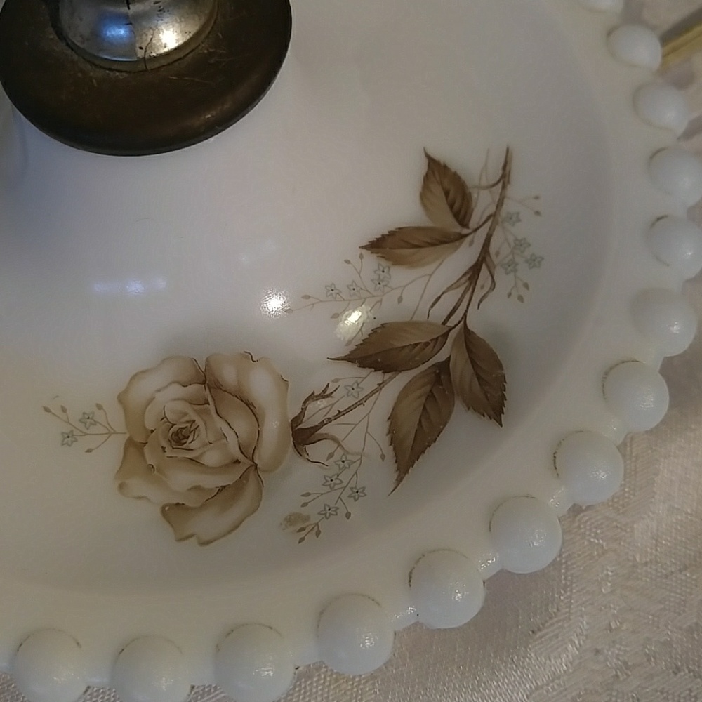 Vintage Hobnail Milkglass Lamp w Flower Detail - Picture 4 of 6